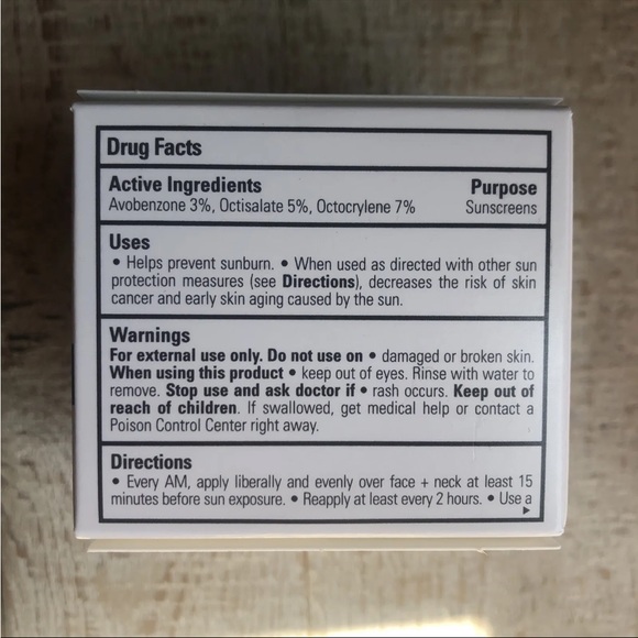 Exp 8/2024 Rodan + Fields REDEFINE Triple Defense Cream Treatment Step 3AM NIB! - Picture 2 of 2